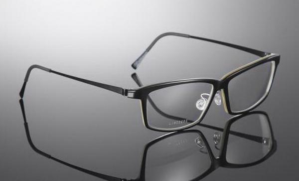 如何選擇高品質(zhì)近視光學(xué)鏡片 品牌、技術(shù)與選購(gòu)指南